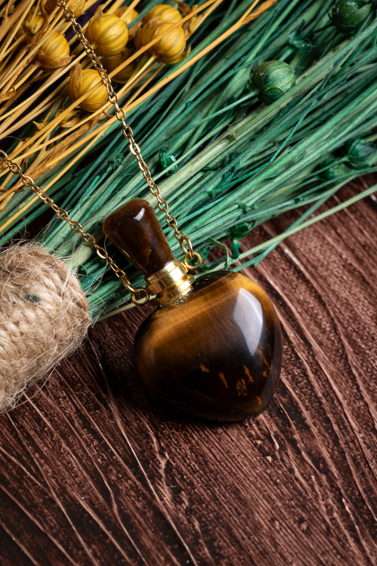 Image of Sertifikalı Kaplan Gözü Doğal Taş Esans Şişesi / Kolye