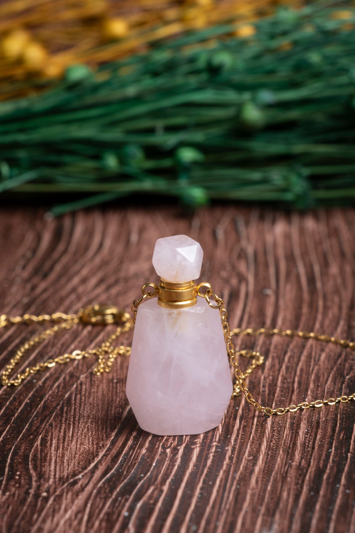 Image of Sertifikalı Pembe Kuvars Doğal Taş Esans Şişesi / Kolye