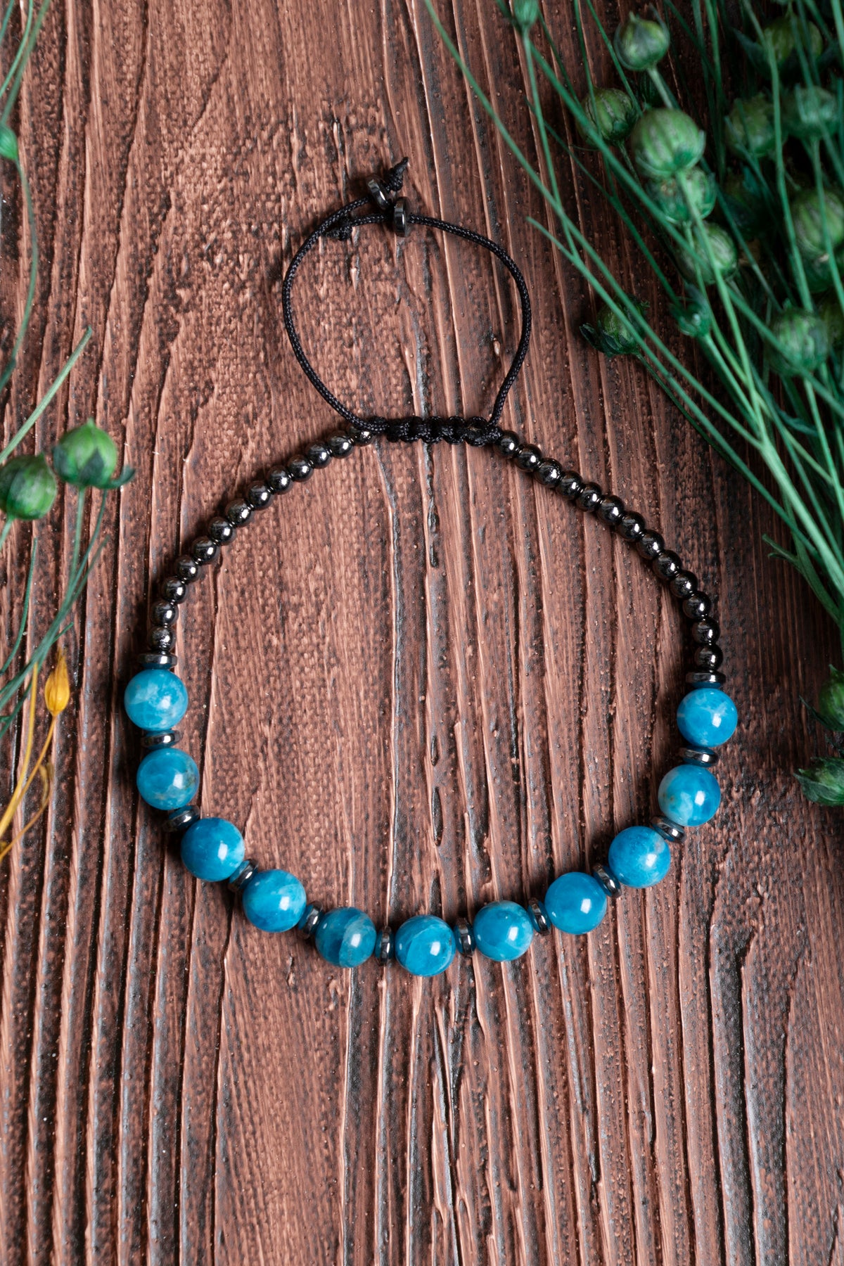 Image of Orijinal Sertifikalı Apatit Hematit Doğal Taş Makrome Bileklik