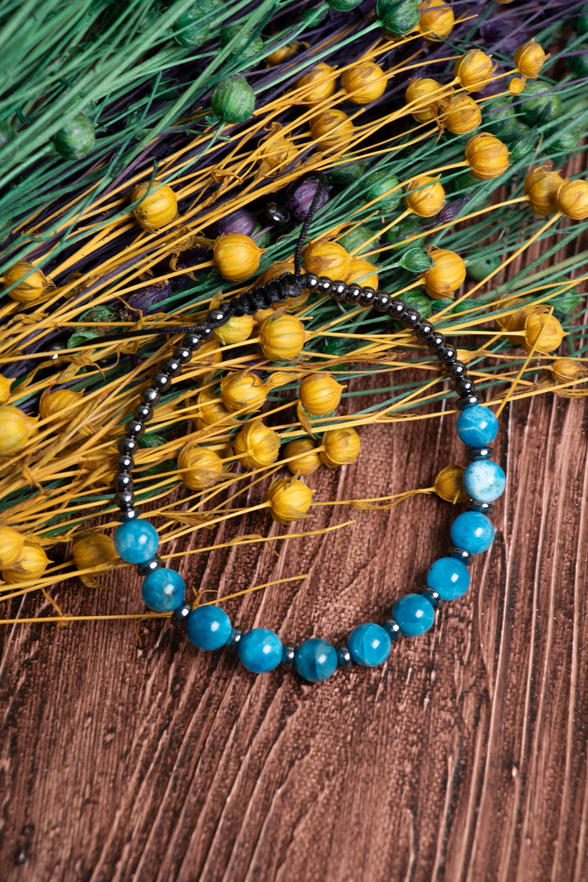 Image of Orijinal Sertifikalı Apatit Hematit Doğal Taş Makrome Bileklik