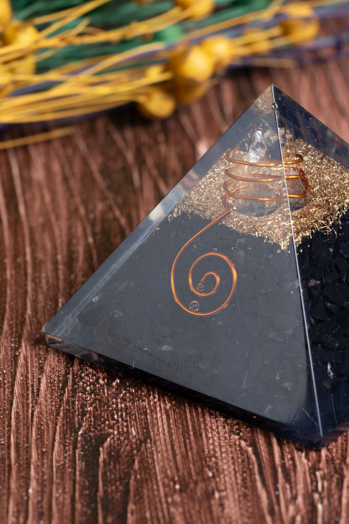 Image of Sertifikalı Turmalin Doğal Taş Piramit - Ruh Dengesi Piramidi S.K:0003