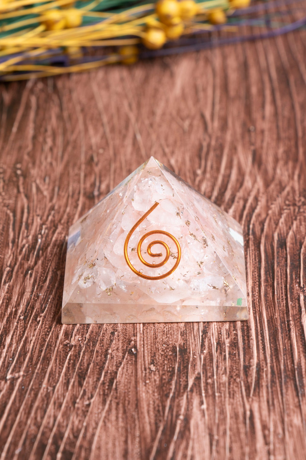 Image of Sertifikalı Pembe Kuvars Doğal Taş Aşk Piramidi S.K: 0007