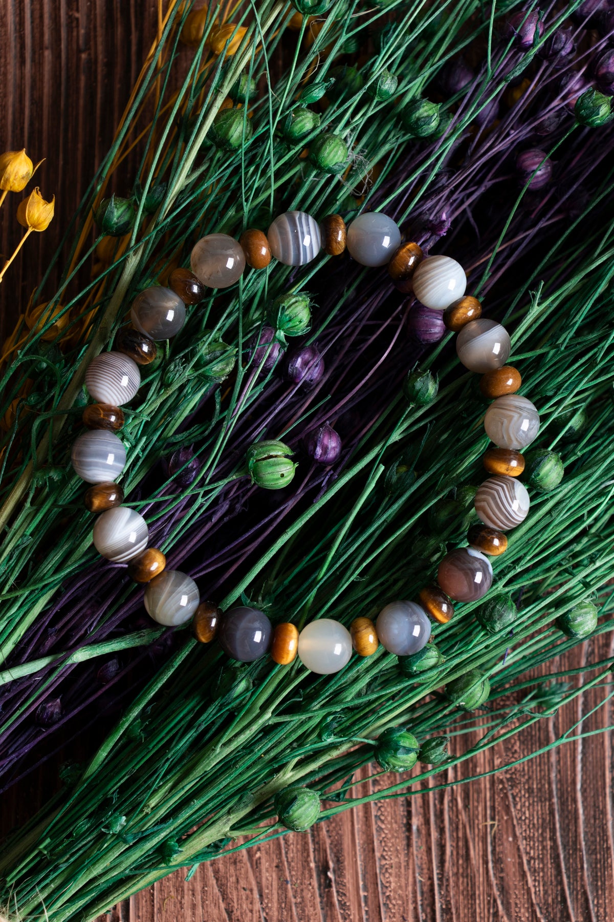 Image of Orijinal Sertifikalı Bostwana Akik Kaplan Gözü Doğal Taş Bileklik