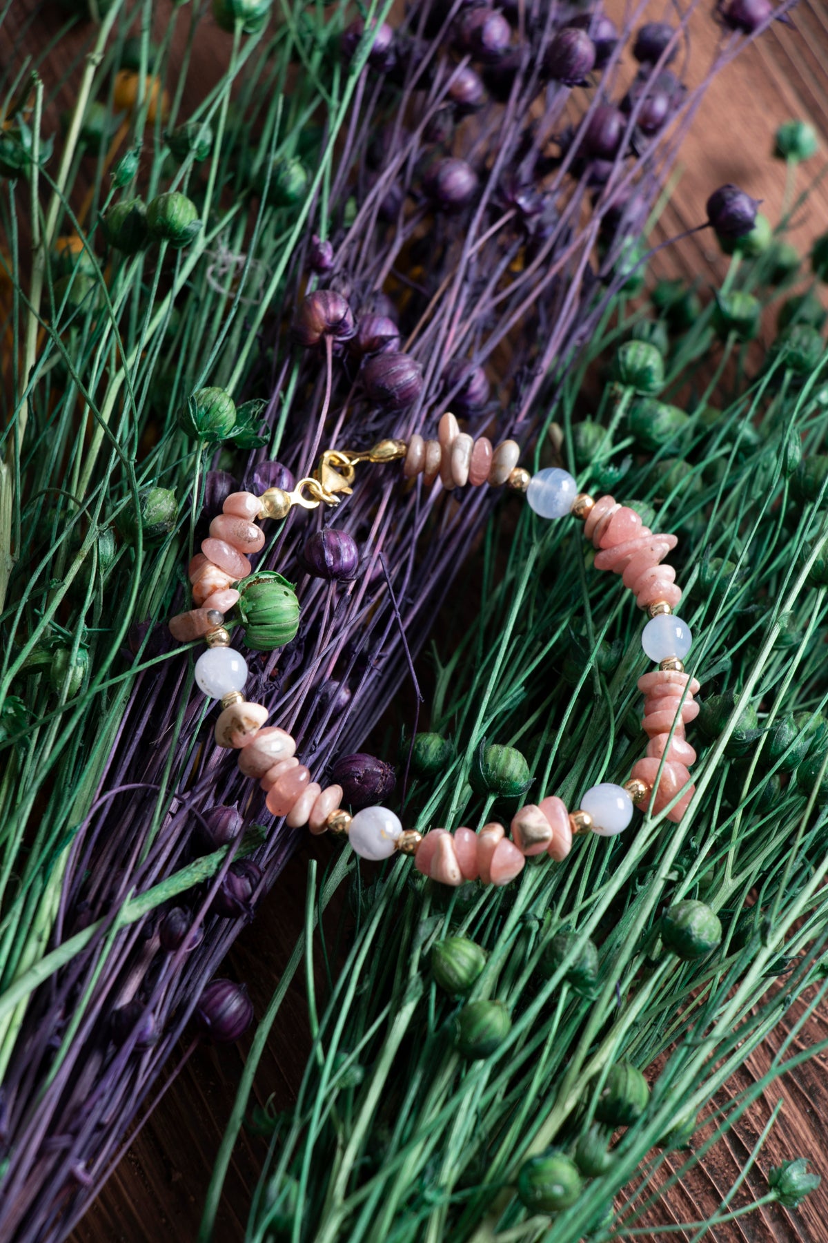 Image of Orijinal Sertifikalı Kalsedon Rodokrozit Doğal Taş Gümüş Kapama Bileklik