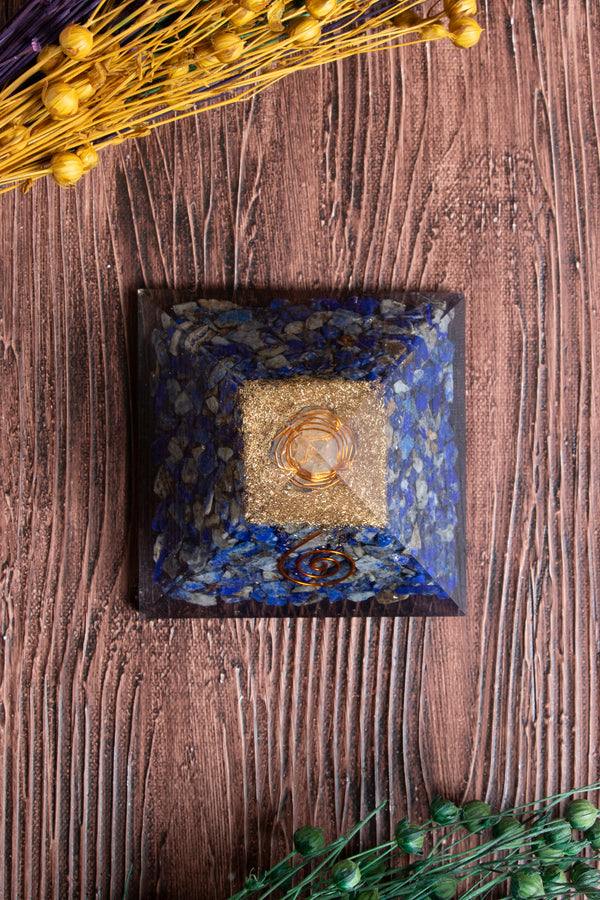Sertifikalı Lapis Lazuli Doğal Taş Derin Bilgelik Piramidi S.K: 0024