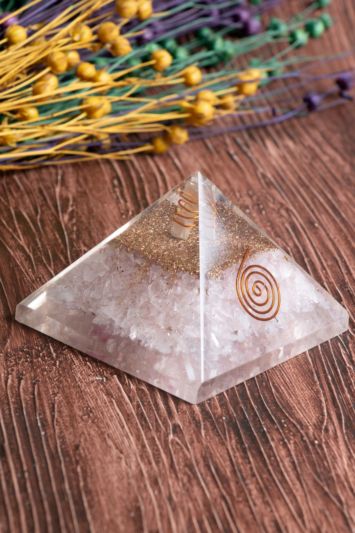 Image of Sertifikalı Pembe Kuvars Doğal Taş Kalp Şifa Piramidi S.K: 0026