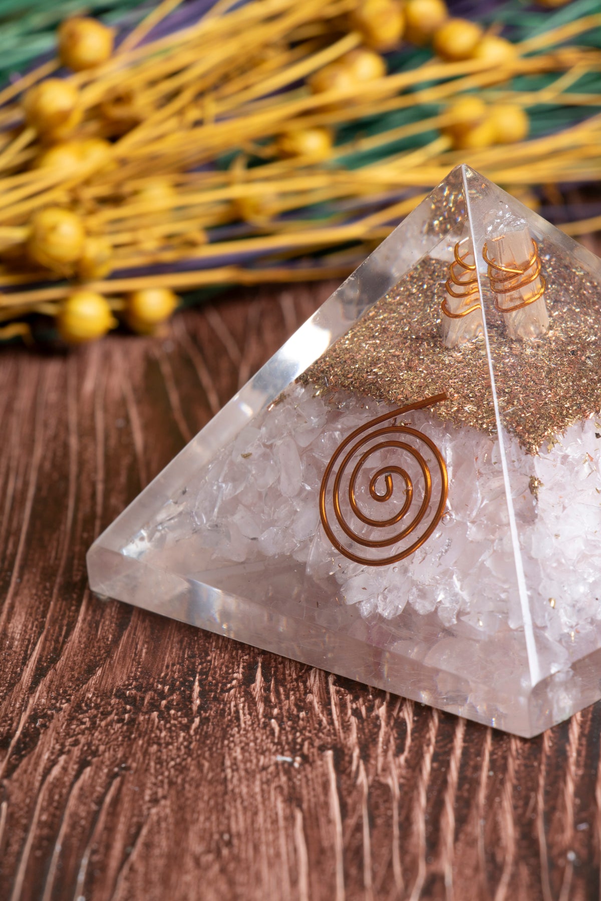 Image of Sertifikalı Pembe Kuvars Doğal Taş Kalp Şifa Piramidi S.K: 0026