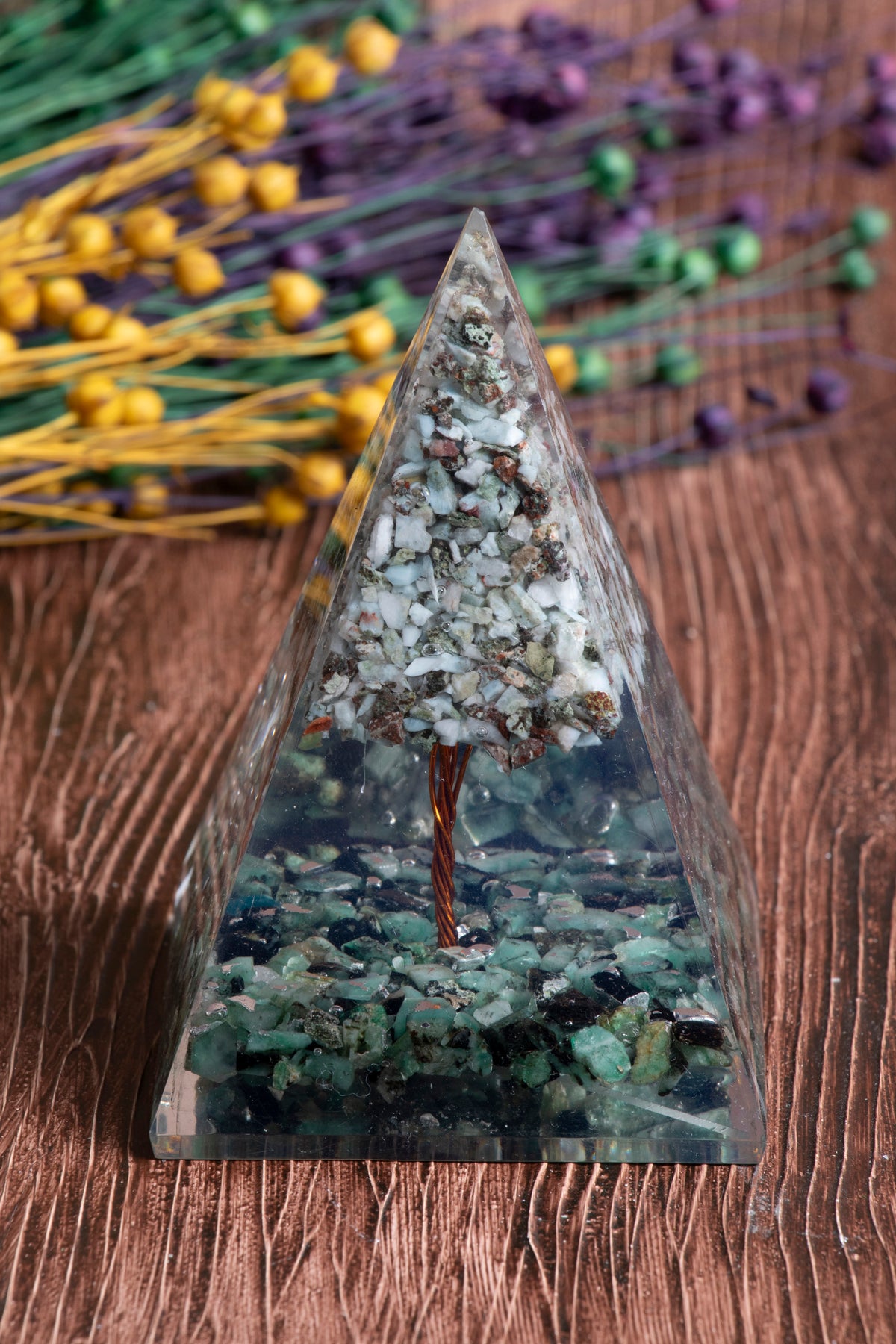 Image of Sertifikalı Larimar - Zümrüt Doğal Taş Bütünsel Enerji Piramidi S.K: 0030