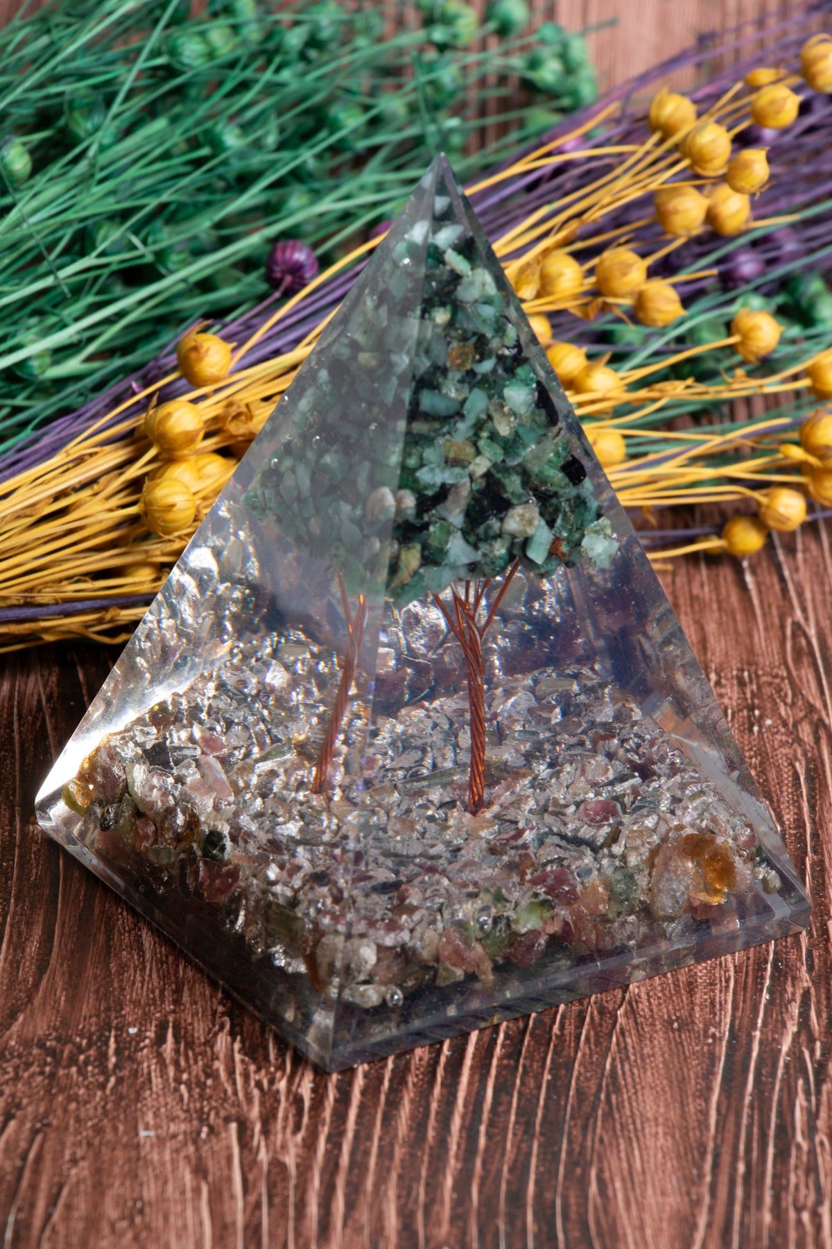 Image of Turmalin & Zümrüt Ağaçlı Piramit Büyüme & Koruma Piramidi S.K: 0035