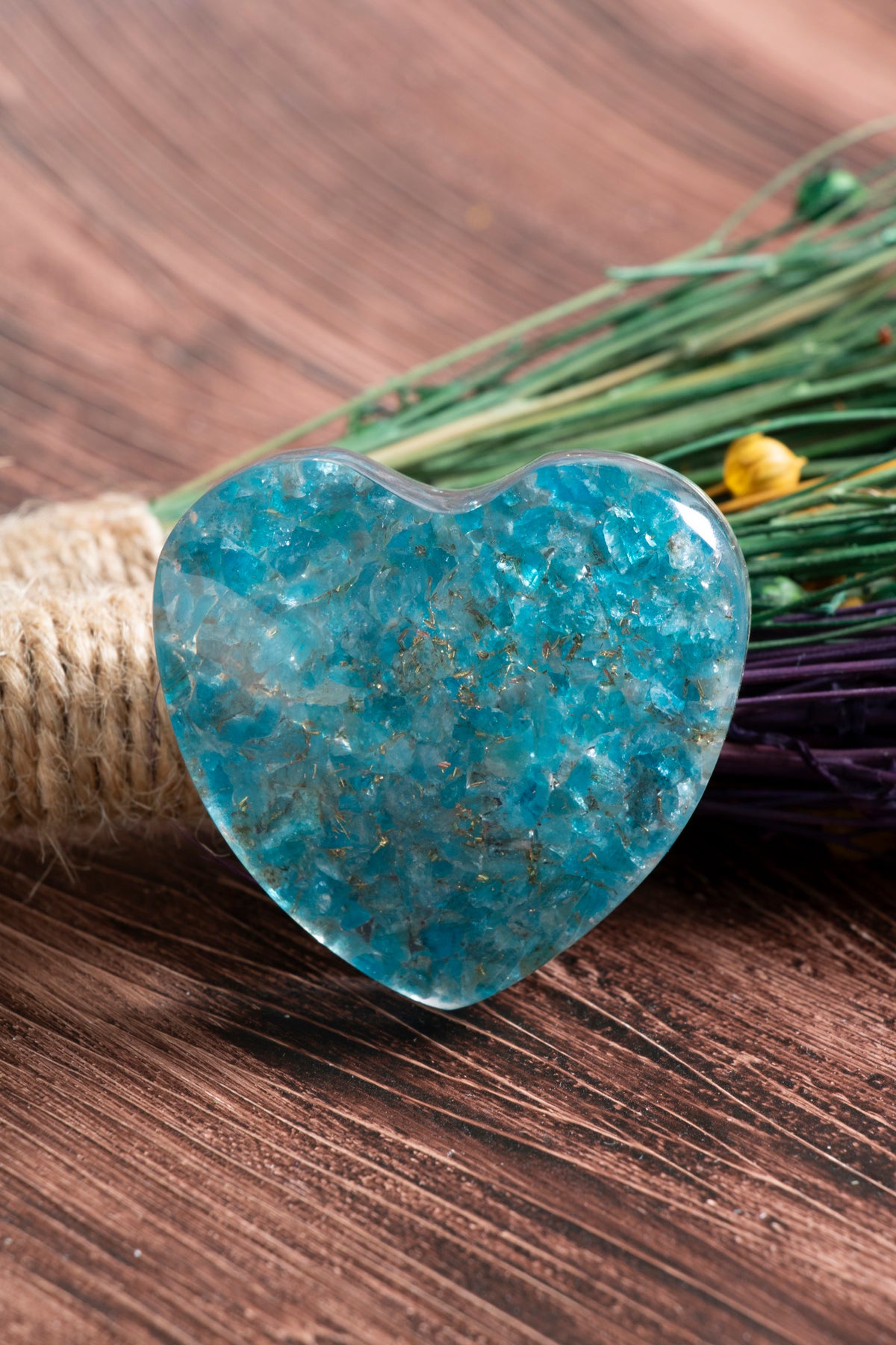 Image of Sertifikalı Apatit Doğal Taş İlham, Denge ve Özgüven Kalbi S.K: 0049