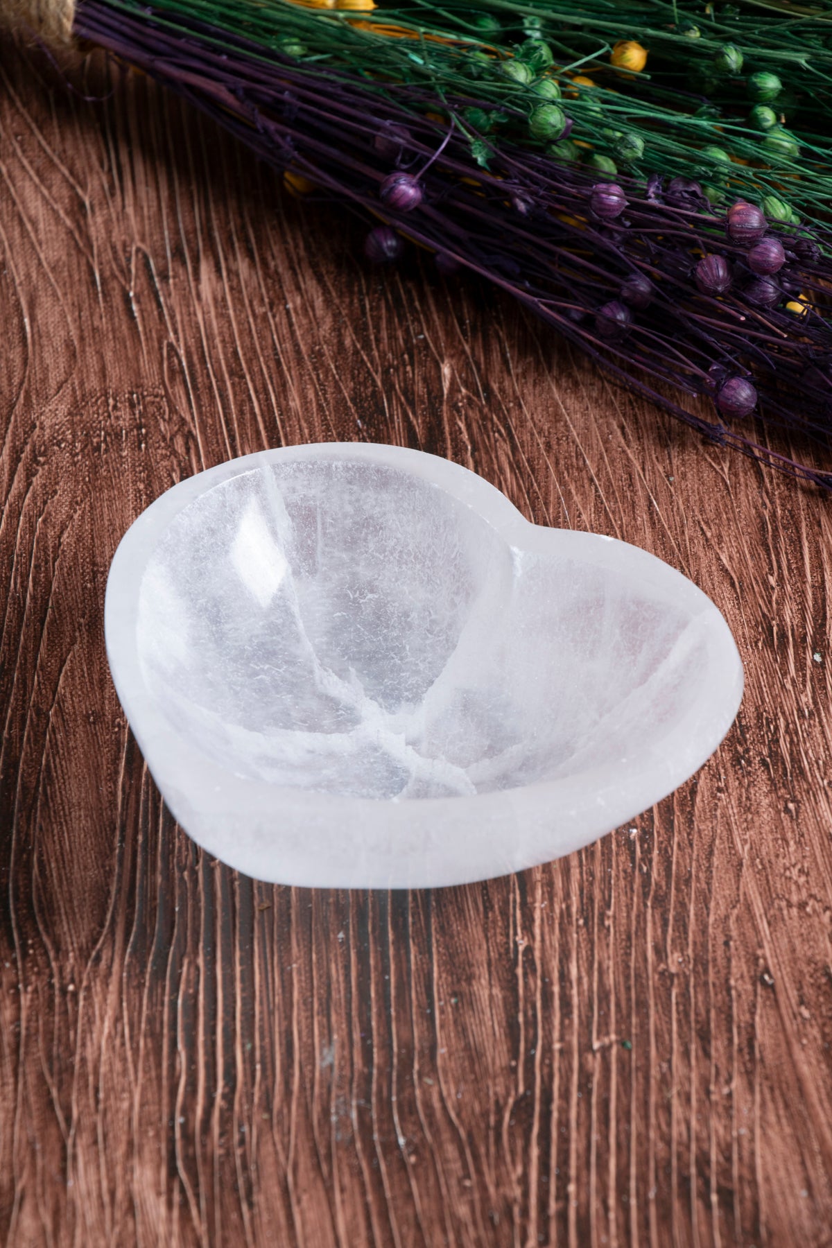 Image of Sertifikalı Selenit Kalp Tabak no.2  (Benlik Kalbi) S.K: 0071