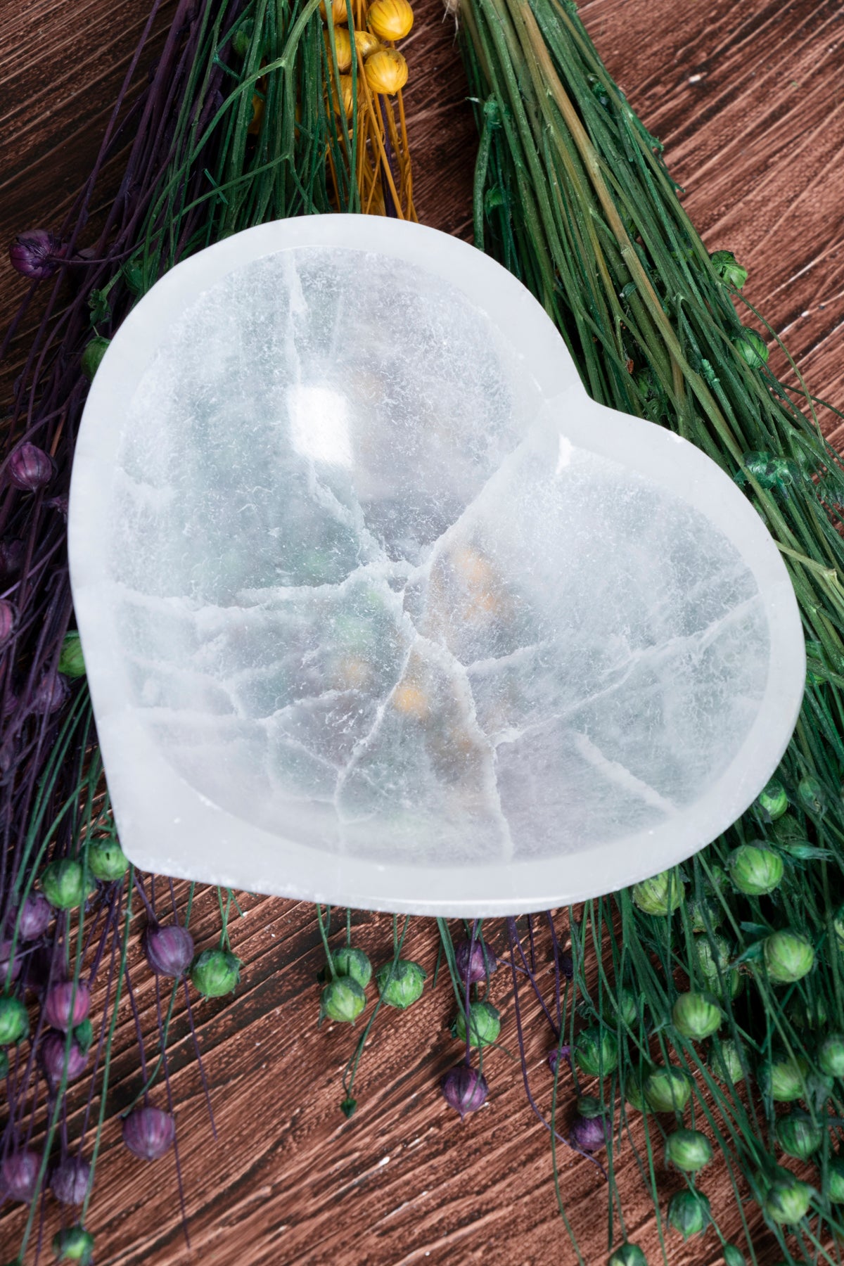 Image of Sertifikalı Selenit Kalp Tabak no.2  (Benlik Kalbi) S.K: 0071