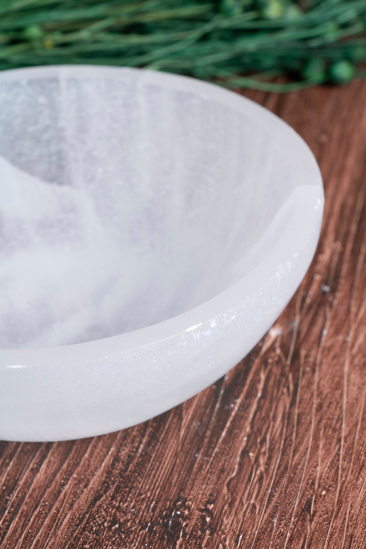 Image of Sertifikalı Selenit Doğal Taş Kolye - Bileklik Enerji İstasyonu (Yuvarlak Selenit Tabak no.4) S.K: 0083