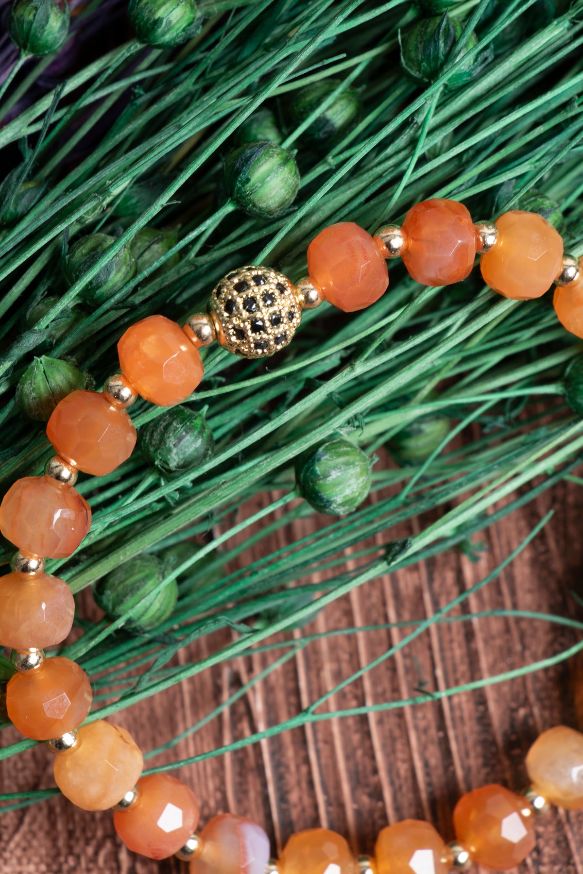 Image of Sertifikalı Karnelyan Akik Hematit Doğal Taş Zirkon Aparatlı Bileklik