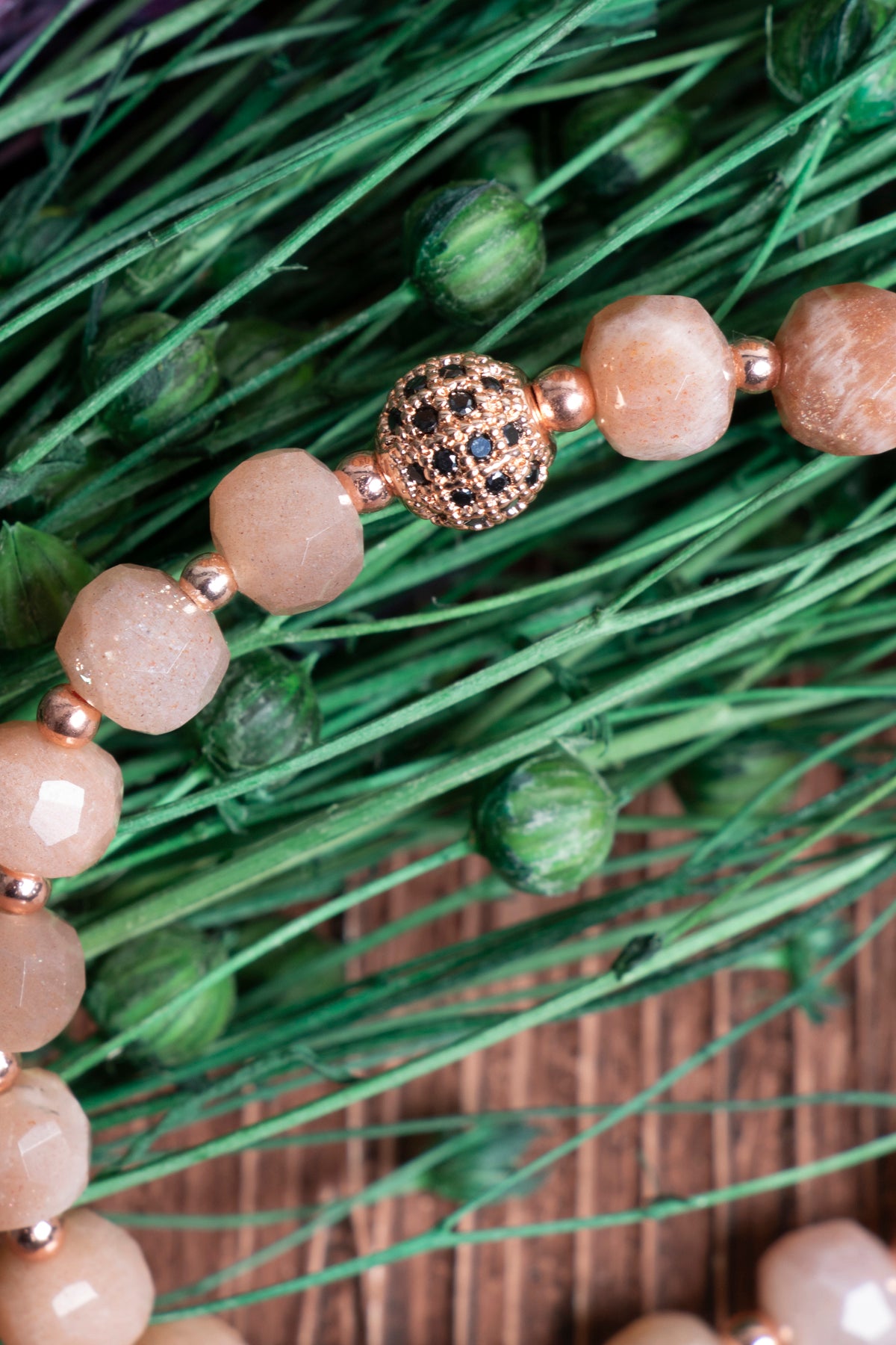 Image of Sertifikalı Güneş Taşı Hematit Zirkon Aparatlı Doğal Taş Bileklik