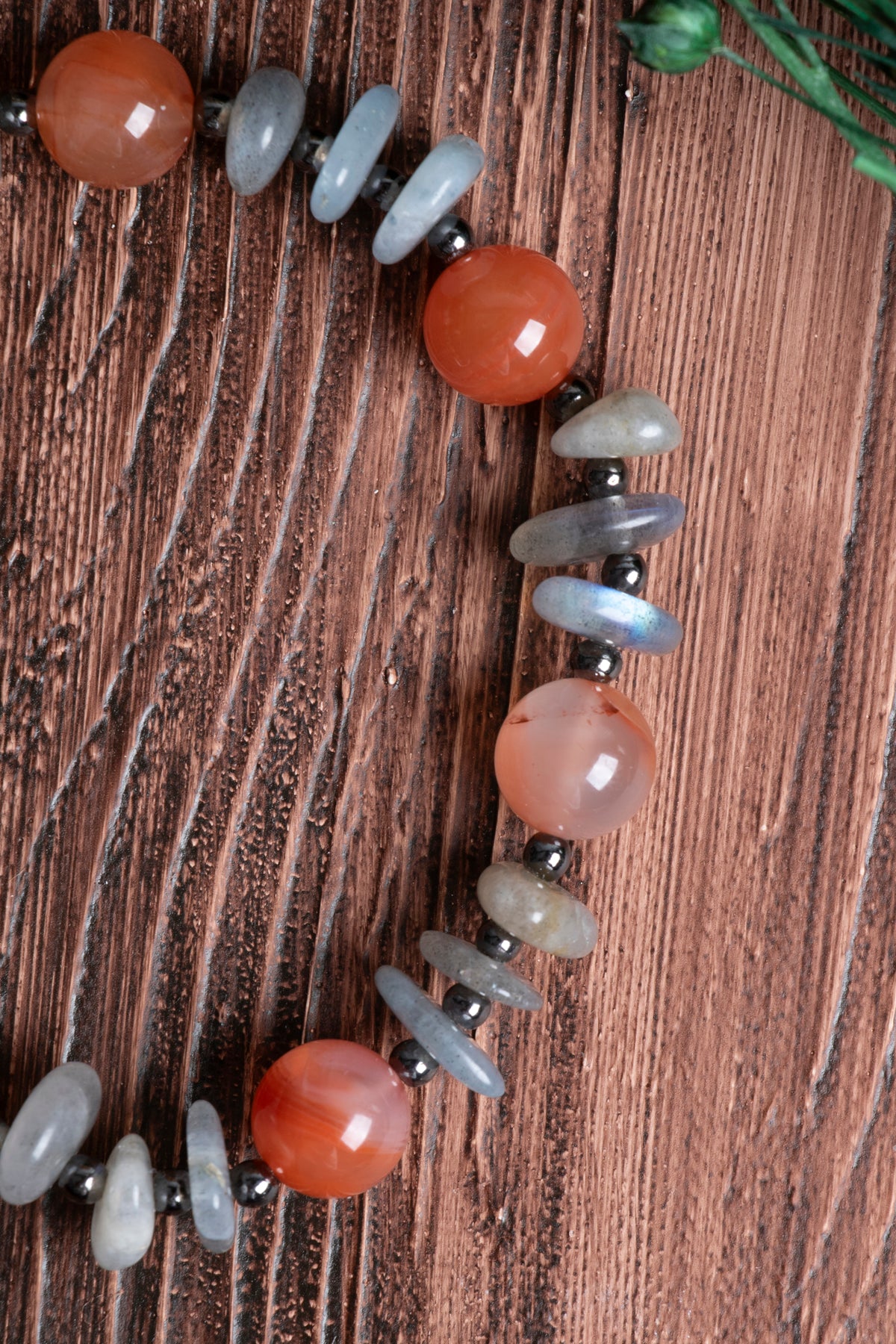 Image of Orijinal Sertifikalı Yemen Akiği (10 mm) Labrodorit Doğal Taş Bileklik