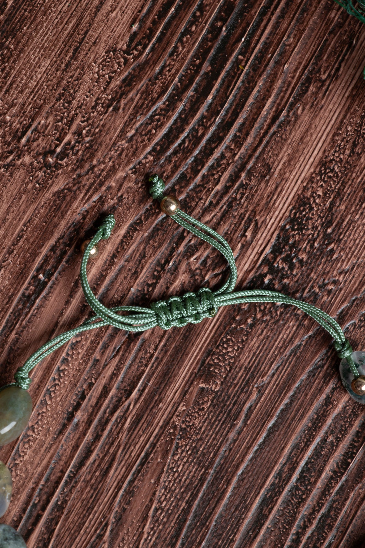 Image of Orijinal Sertifikalı Yosunlu Akik Doğal Taş Makrome Bileklik