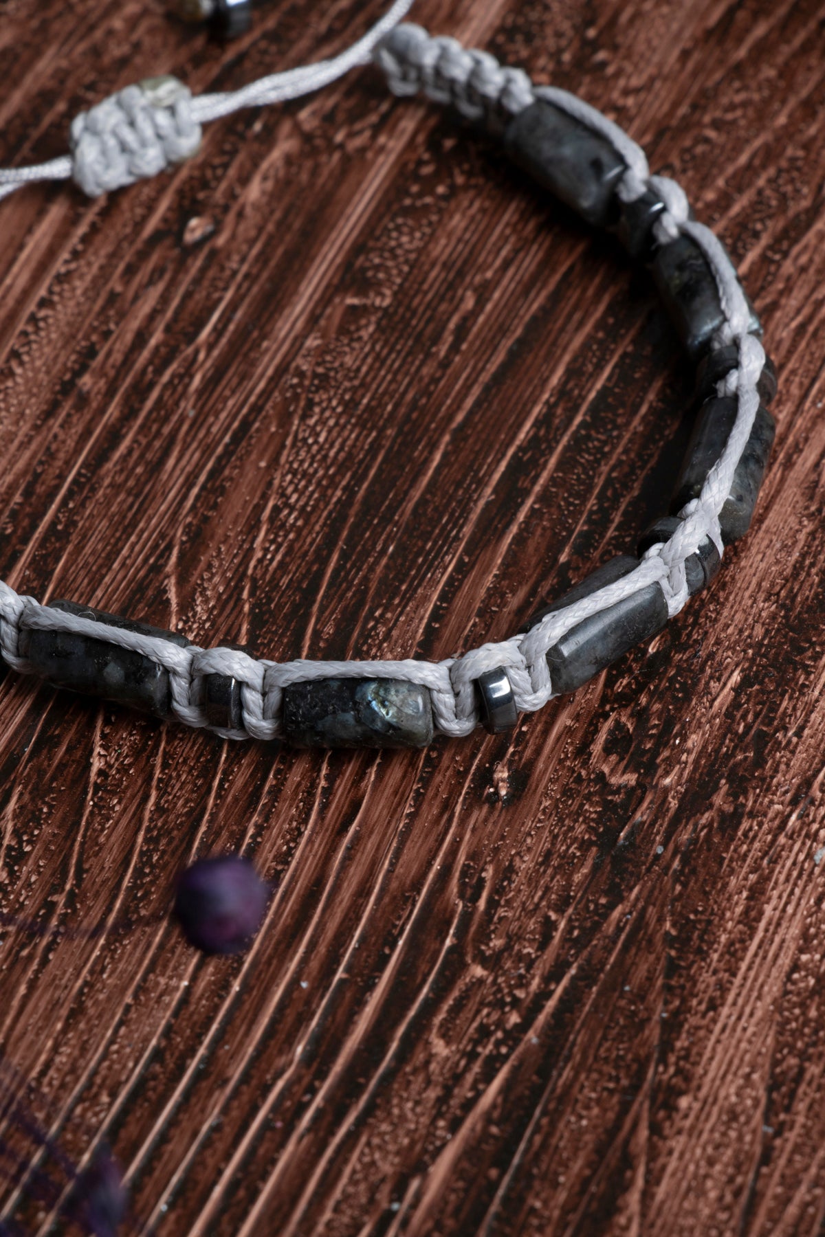 Image of Orijinal Sertifikalı Spektrolit Hematit Doğal Taş Makrome Bileklik