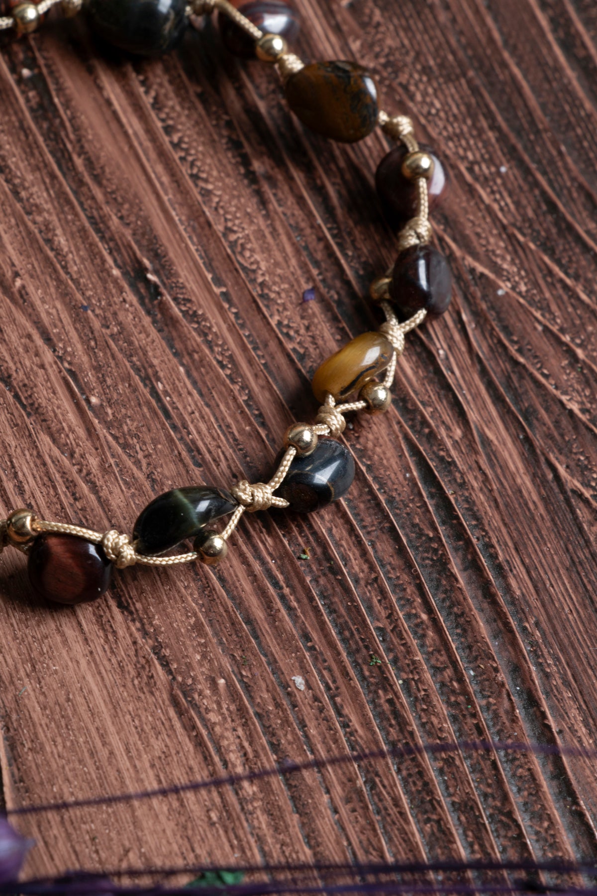 Image of Orijinal Sertifikalı Kaplan Gözü Doğal Taş Makrome Bileklik