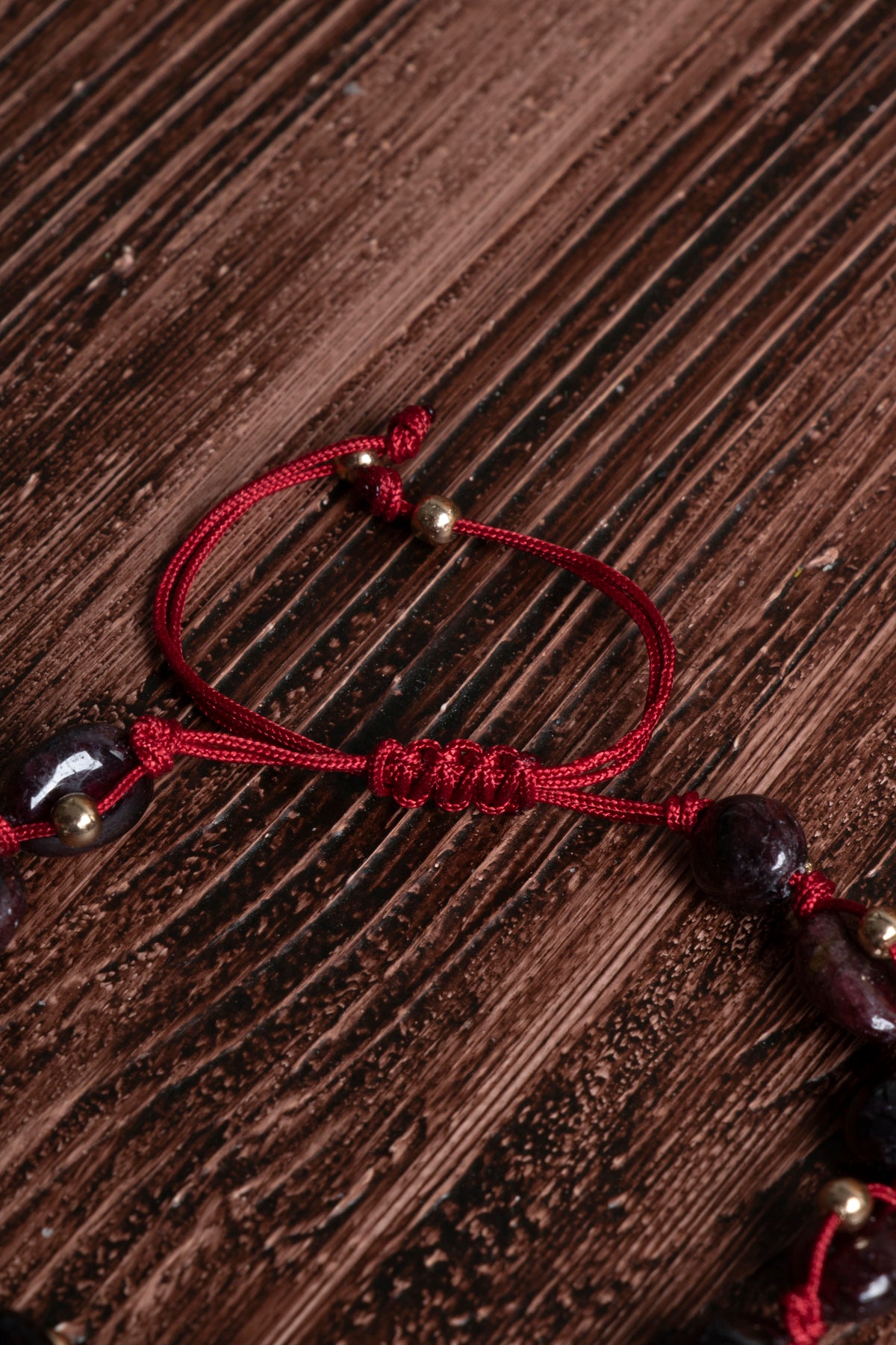 Image of Orijinal Sertifikalı Lal Granat Doğal Taş Makrome Bileklik