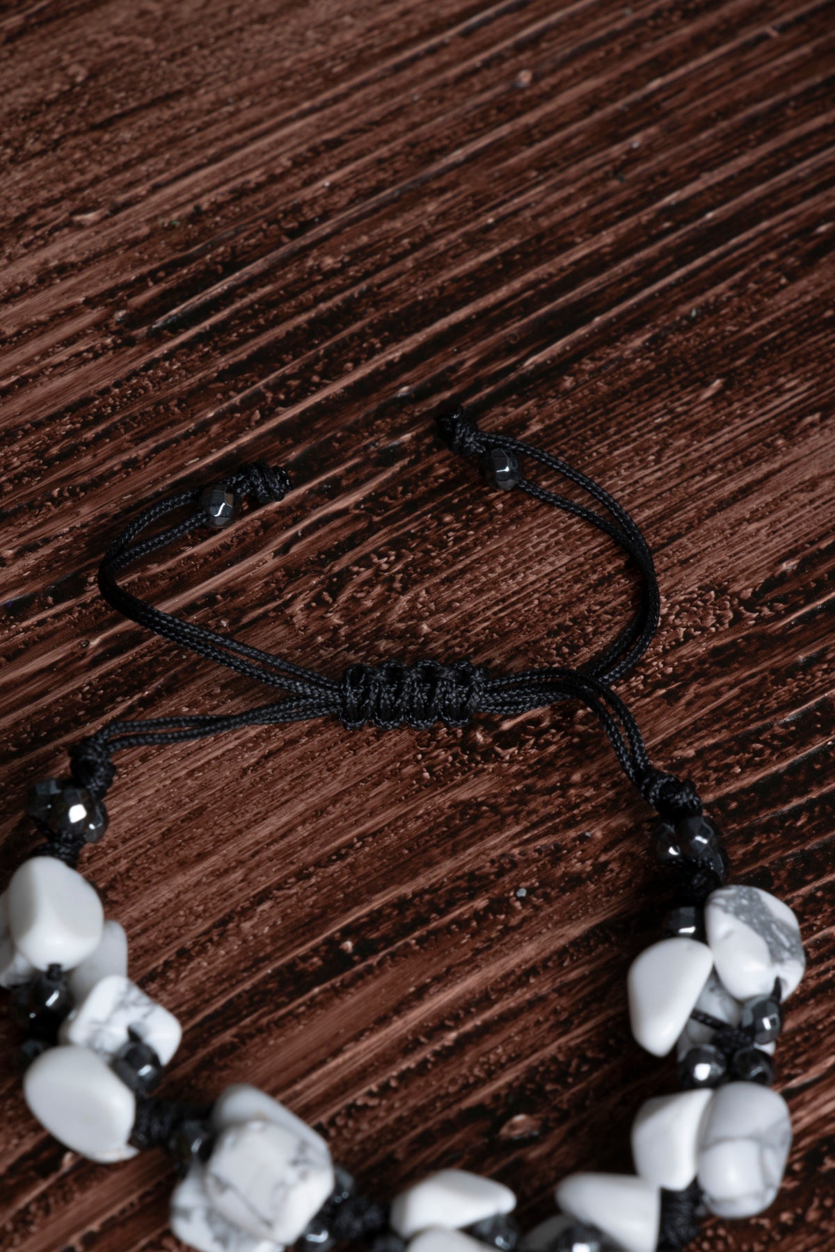 Image of Orijinal Sertifikalı Havlit Hematit Doğal Taş Makrome Bileklik