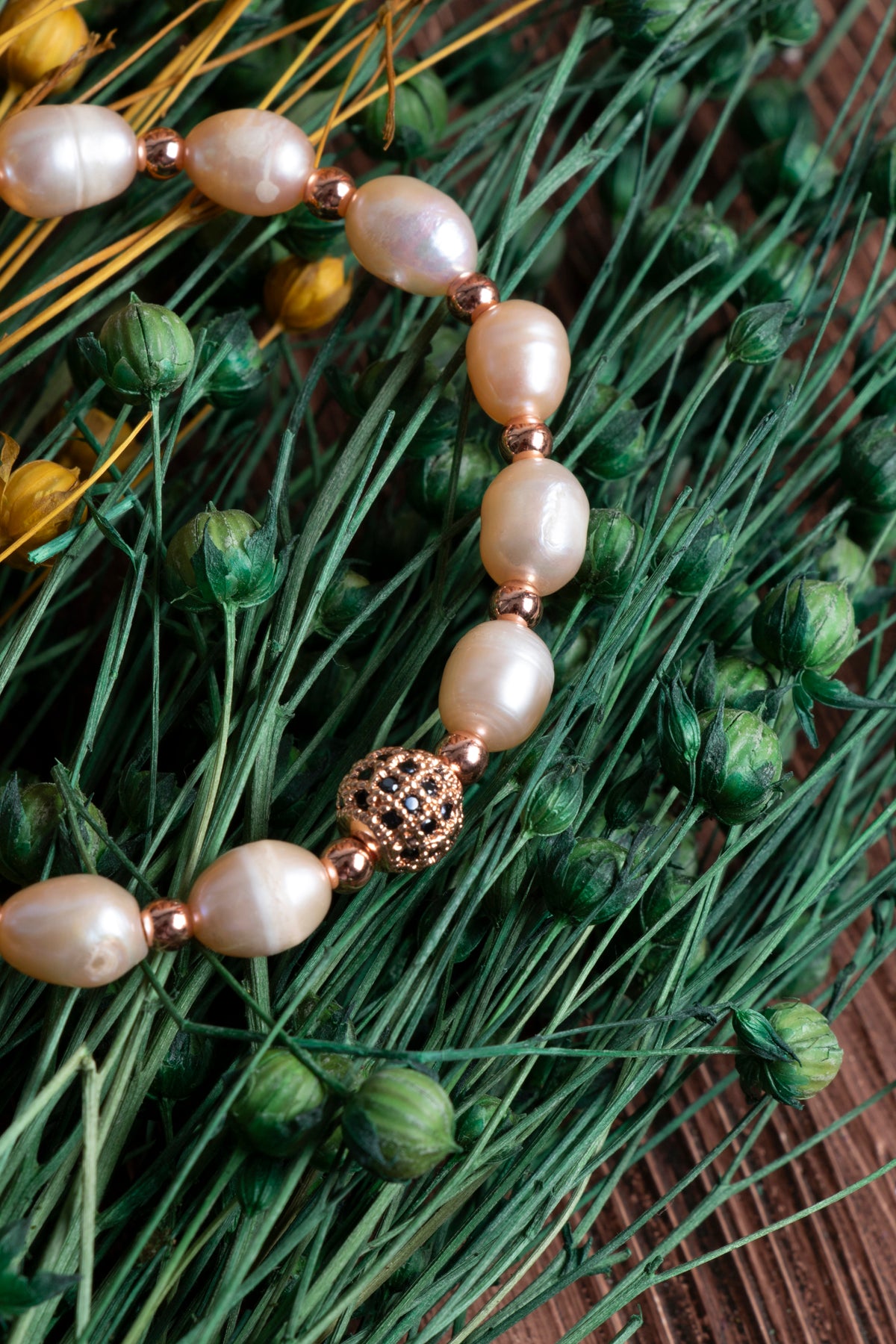 Image of Orijinal Sertifikalı İnci Hematit Zirkon Aparatlı Doğal Taş Bileklik