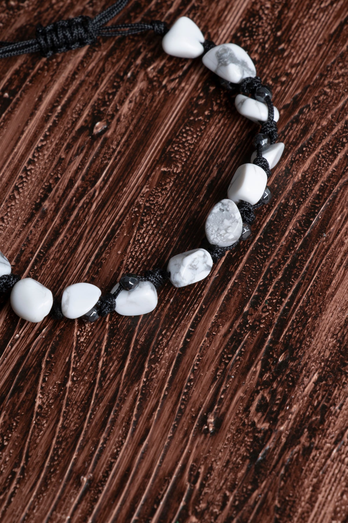 Image of Orijinal Sertifikalı Havlit Hematit Doğal Taş Makrome Bileklik