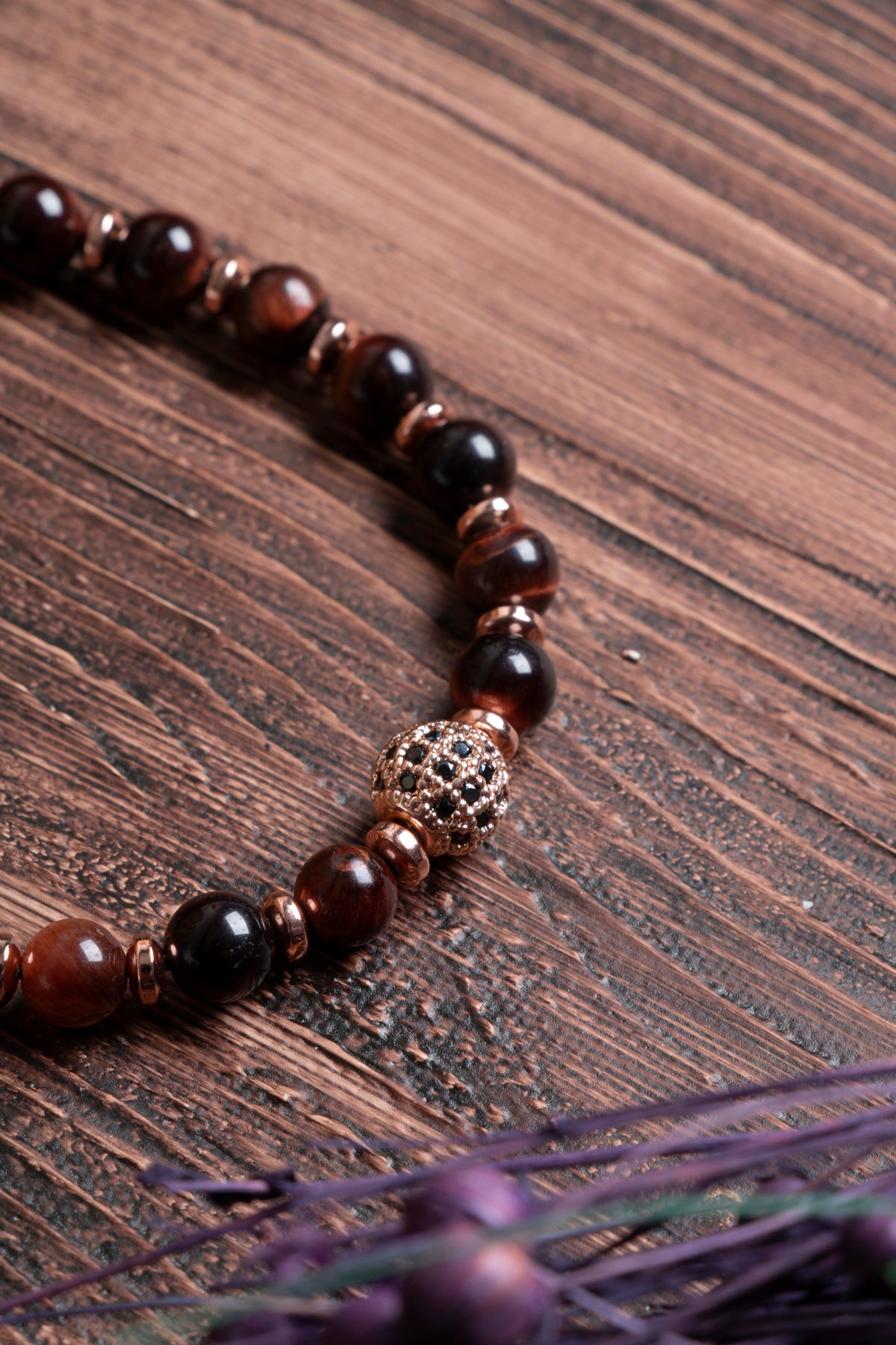 Image of Orijinal Sertifikalı Kaplan Gözü Hematit Doğal Taş Zirkon Aparatlı Makrome Bileklik