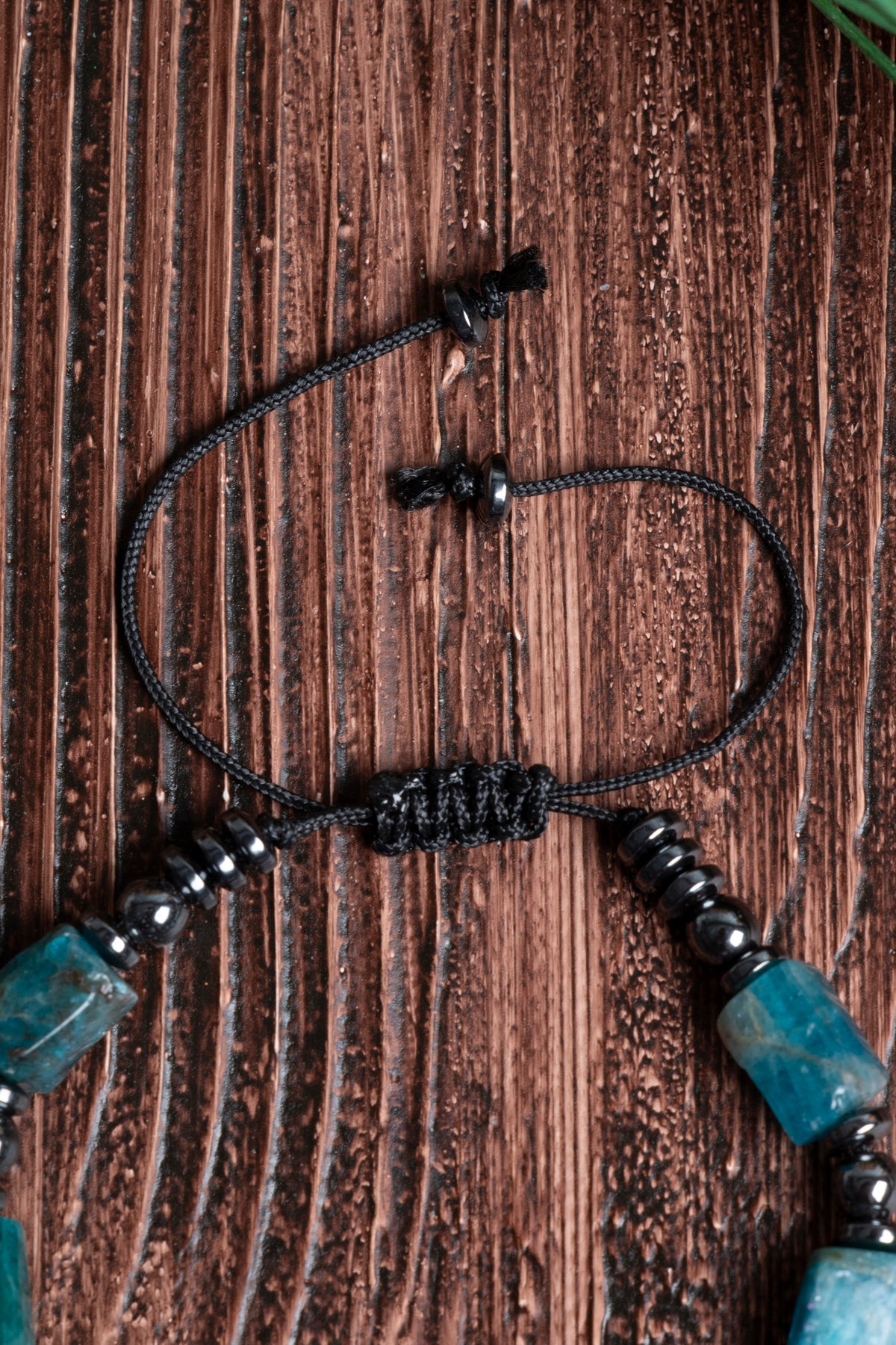 Image of Orijinal Sertifikalı Apatit Hematit Doğal Taş Zirkon Aparat Makrome Bileklik