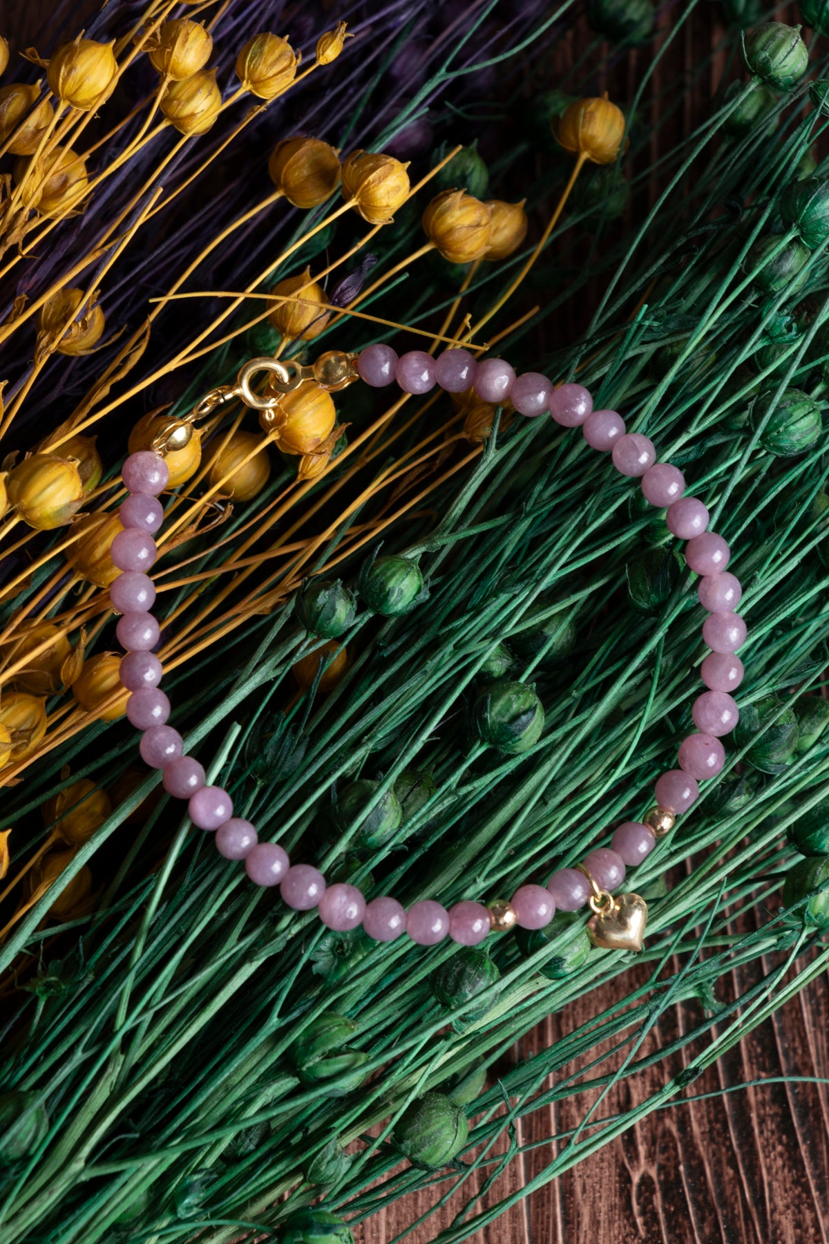 Image of Sertifikalı Yakut Gümüş Kapama ve Kalp Aksesuarlı Doğal Taş Bileklik (4 mm)