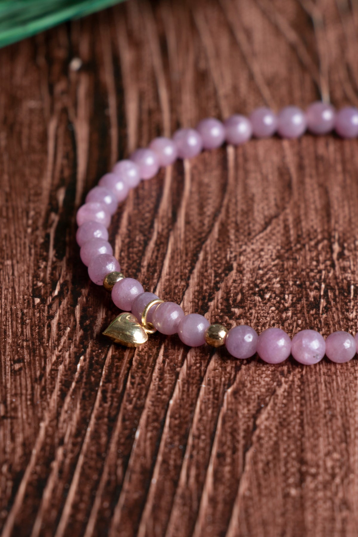 Image of Sertifikalı Yakut Gümüş Kapama ve Kalp Aksesuarlı Doğal Taş Bileklik (4 mm)