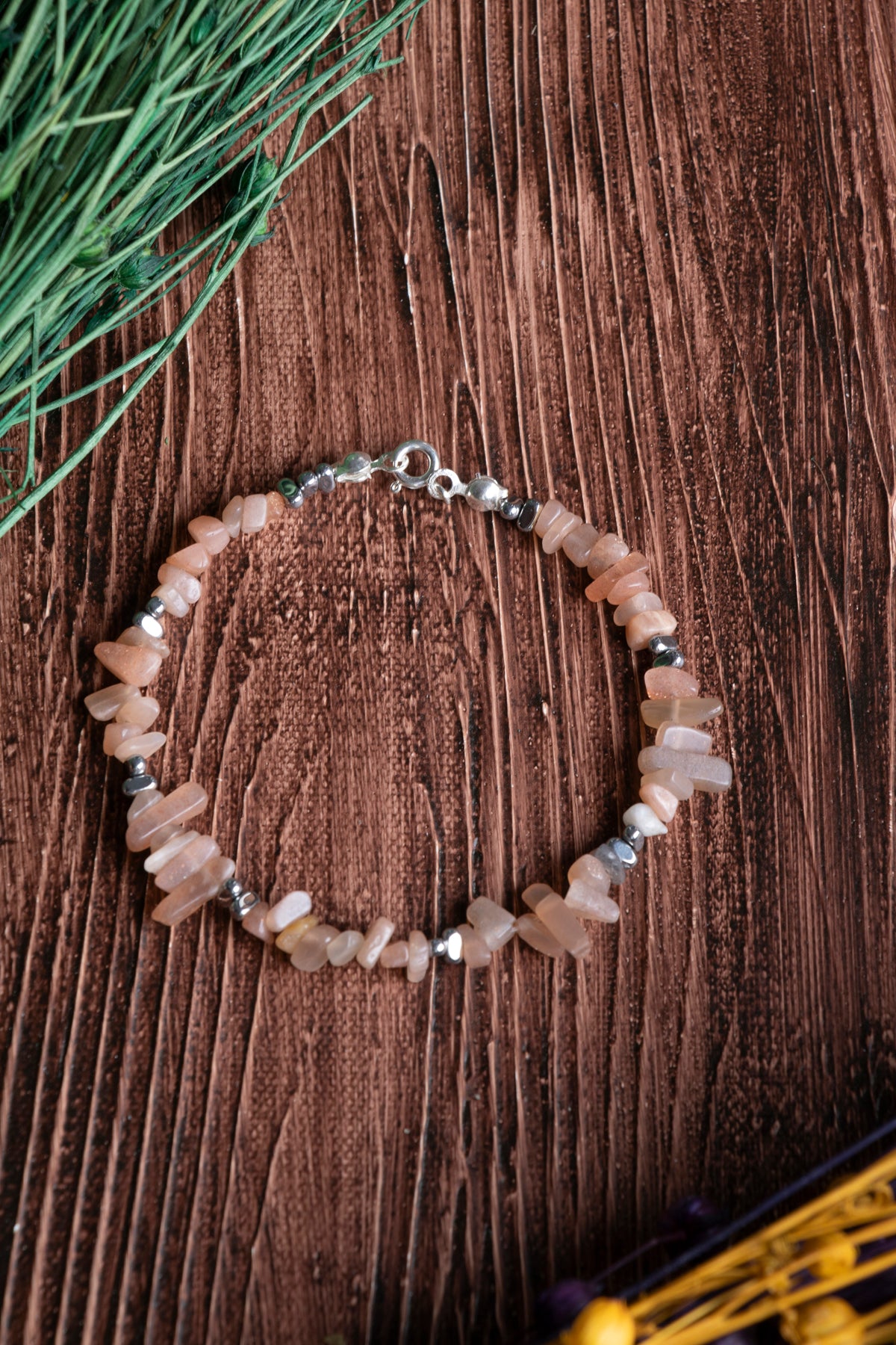 Image of Sertifikalı Güneş Taşı Hematit Gümüş Kapama (925 ayar) Doğal Taş Bileklik