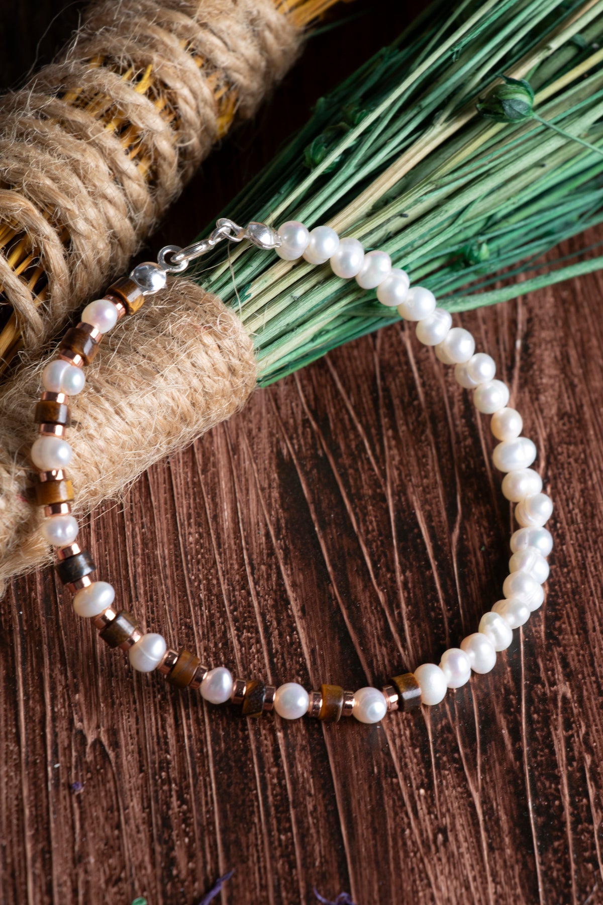 Image of Sertifikalı İnci Hematit Kaplan Gözü  925 Ayar Gümüş Kapama Bileklik