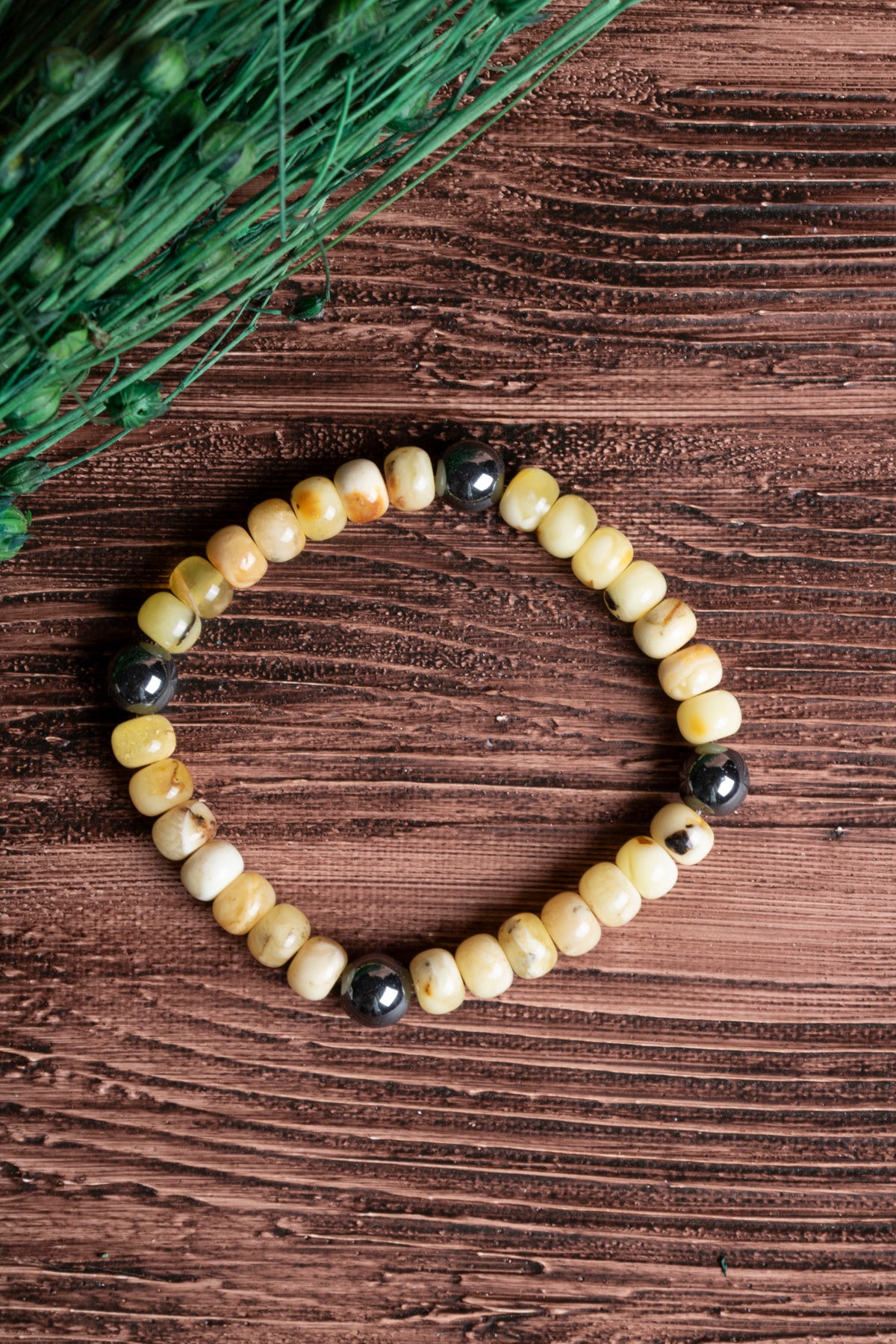 Image of Sertifikalı Hematit ve Kehribar Doğal Taş Bileklik