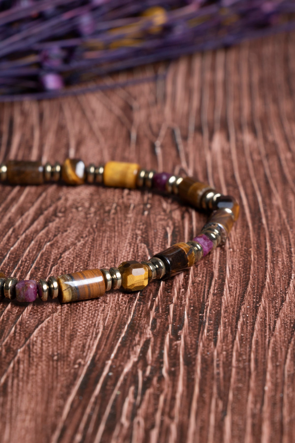 Image of Sertifikalı Kaplan Gözü - Yakut - Hematit Doğal Taş Kızıl Kalkan Bileklik