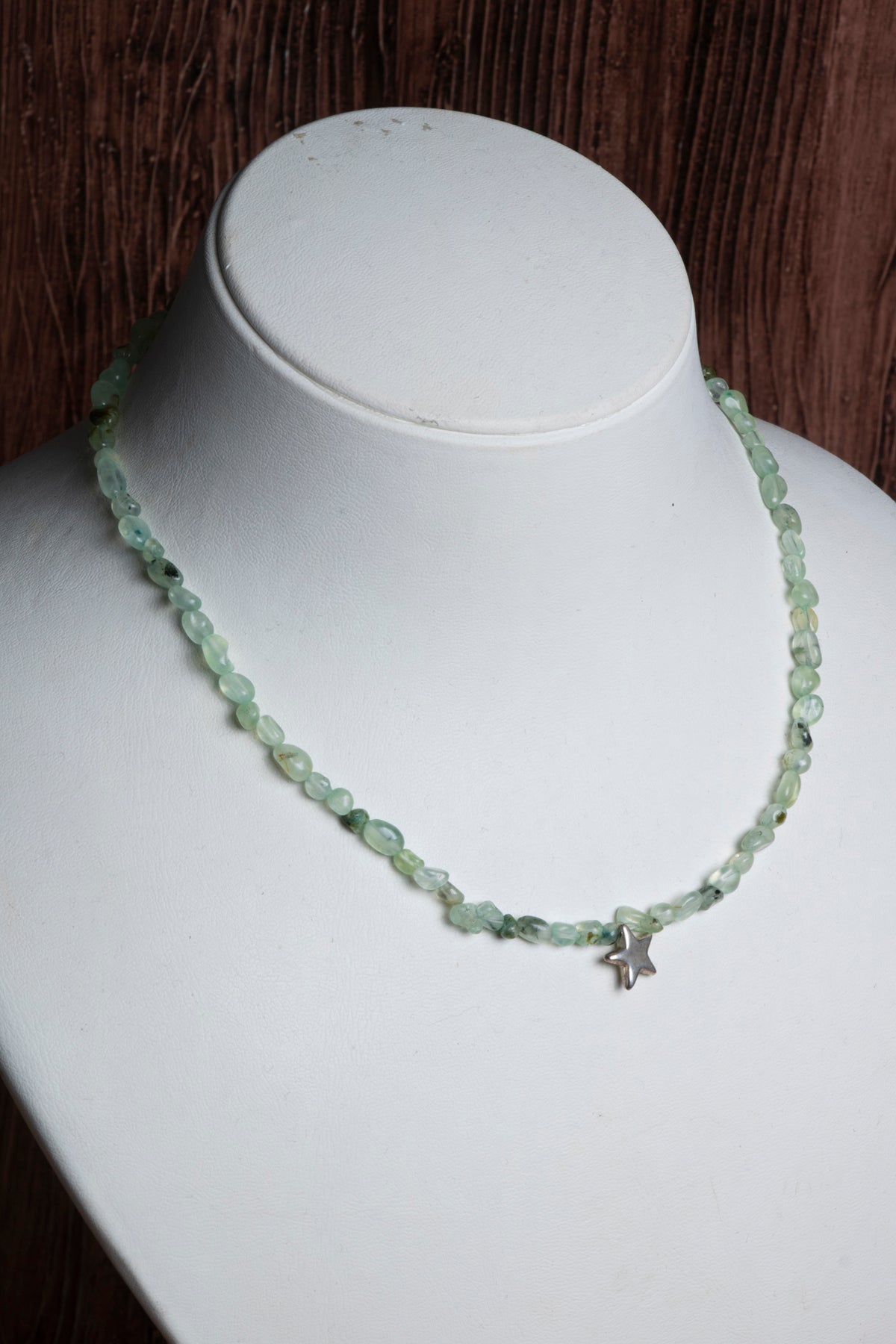 Image of Sertifikalı Prehneit Gümüş Yıldız Aksesuarlı Doğal Taş Kolye