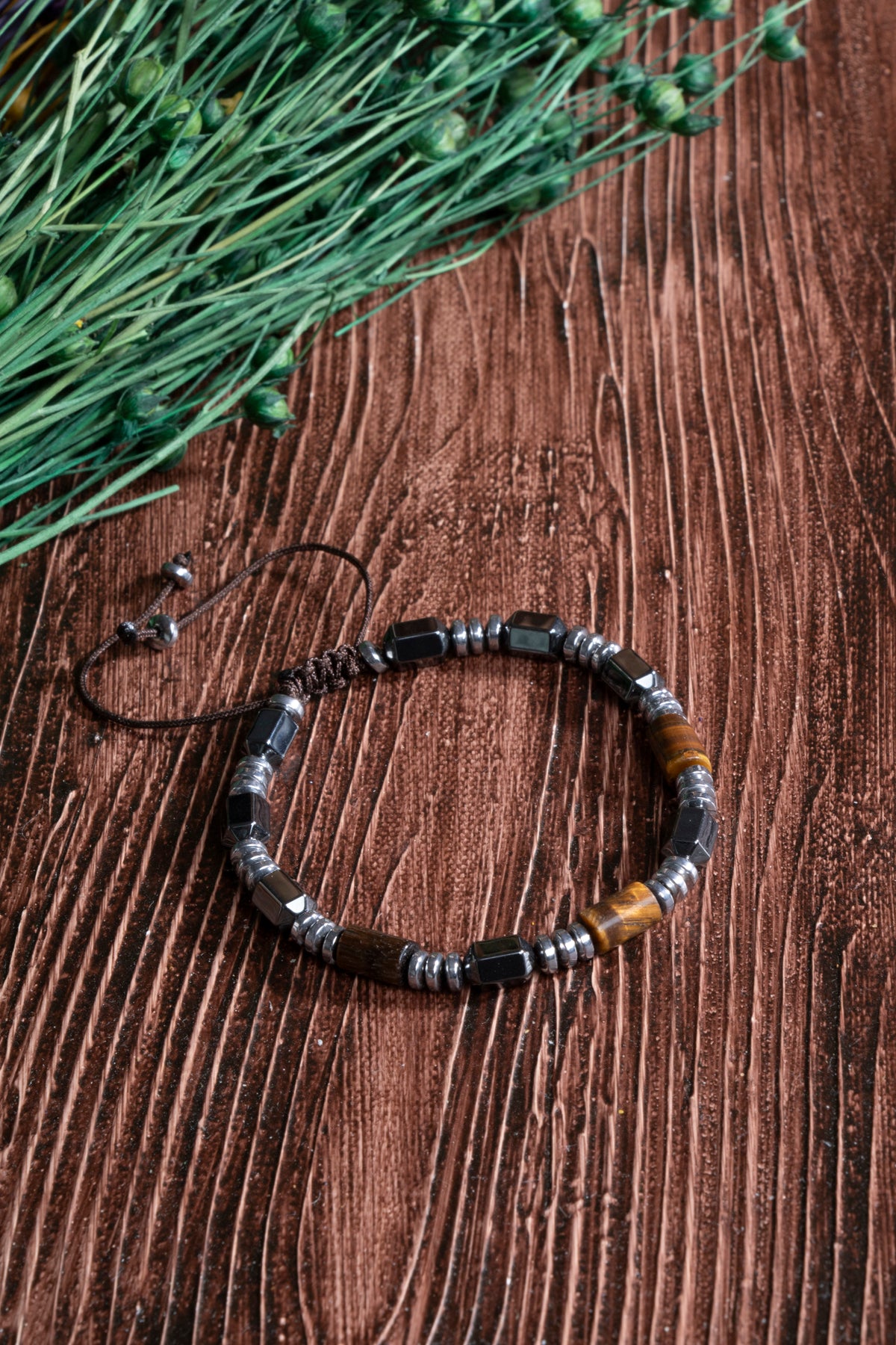 Image of Sertifikalı Kaplan Gözü Hematit Doğal Taş Makrome Bileklik