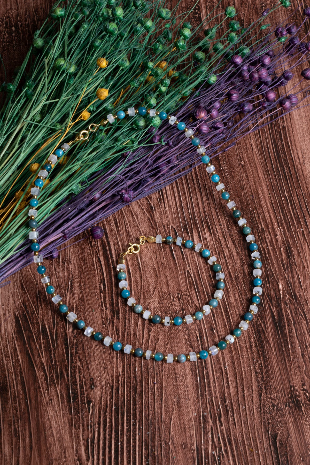 Image of Sertifikalı Ay Taşı, Apatit Doğal Taş Mistik İlham Kolye - Bileklik Seti