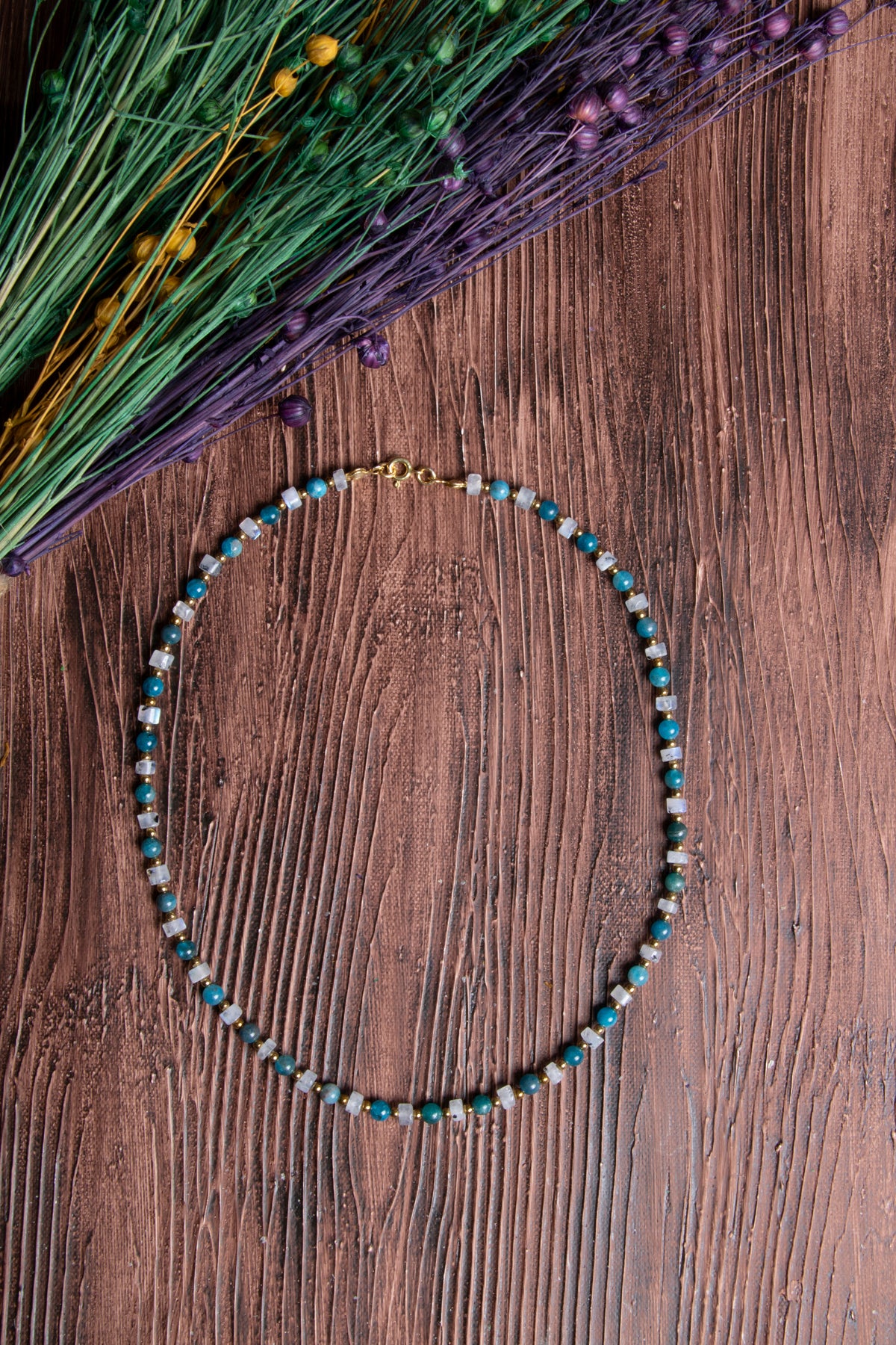 Image of Sertifikalı Ay Taşı, Apatit Doğal Taş Mistik İlham Kolyesi