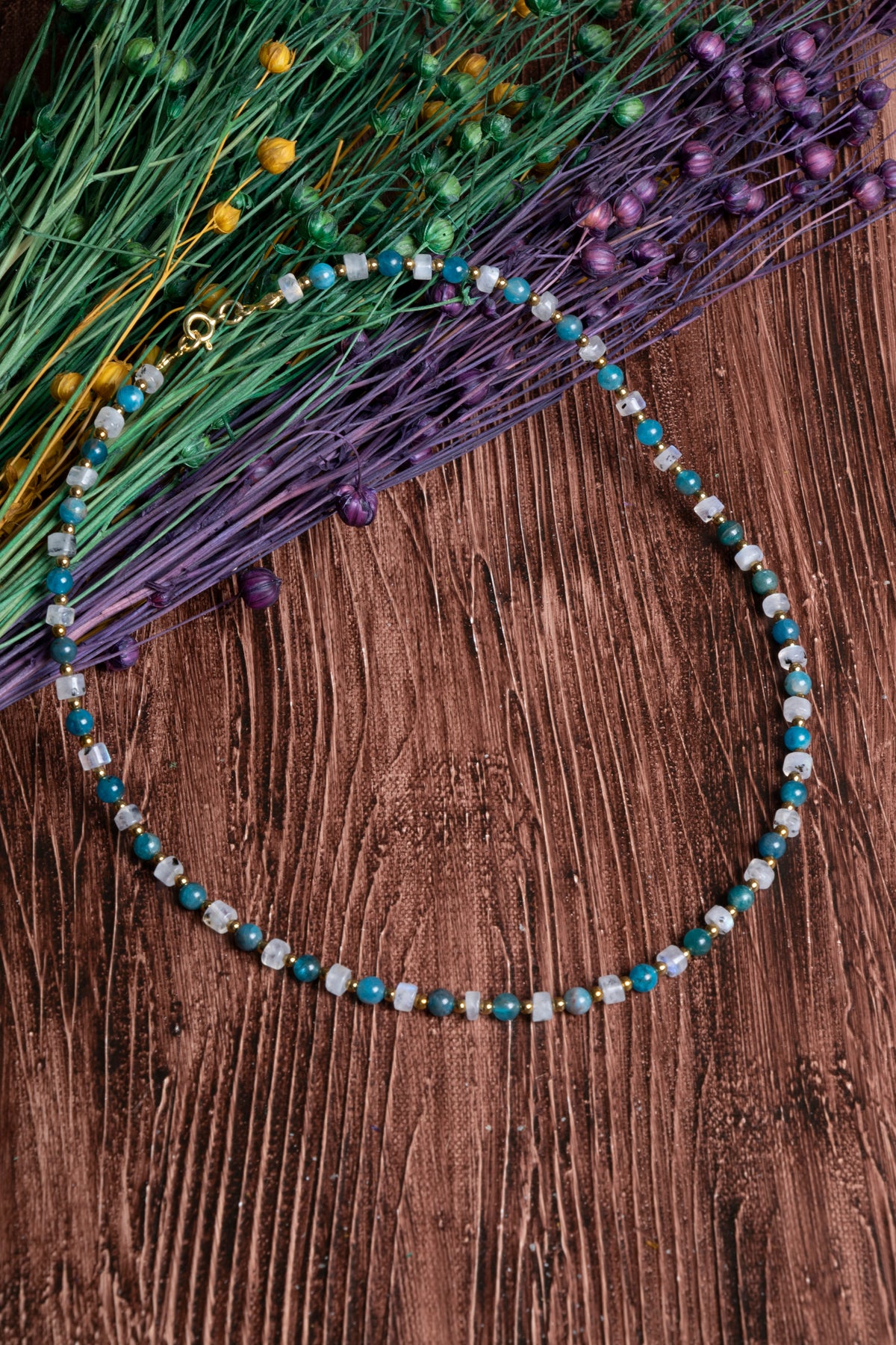 Image of Sertifikalı Ay Taşı, Apatit Doğal Taş Mistik İlham Kolyesi